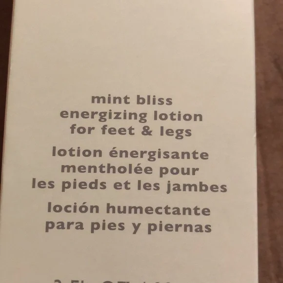 Mary Kay Satin hands and mint bliss lotion for feet and legs‎ - Picture 4 of 4